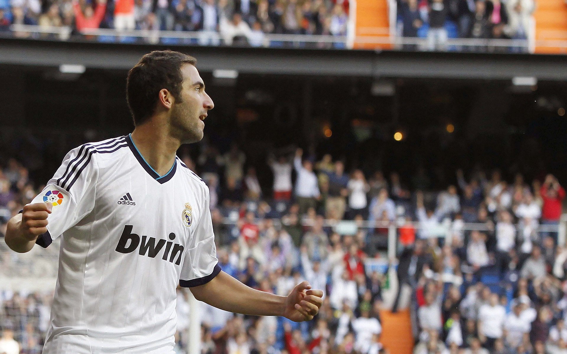 拜仁慕尼黑-胜多特蒙德，取得开门红，拜仁慕尼黑2_1多特蒙德